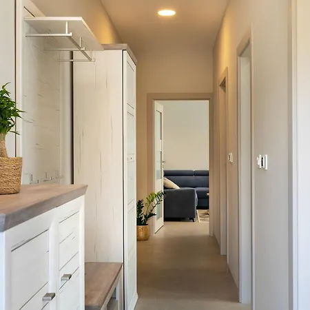 Nona Ana Apartment